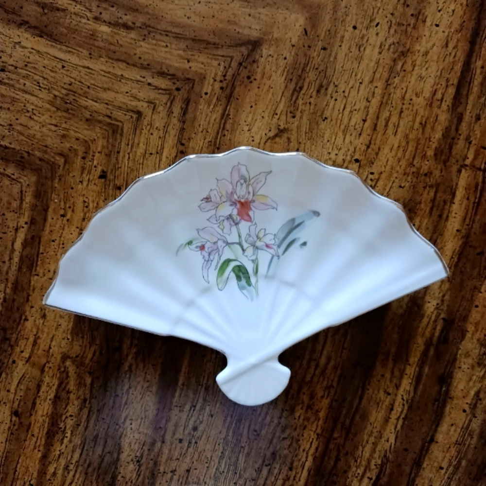 Porcelain Floral Fan-Shaped Decorative Plate from Price Products